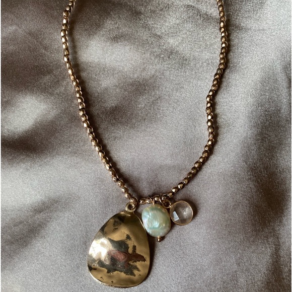 Gold tone necklace - Picture 2 of 4